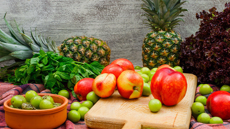 Welches Obst und Gemüse hat im Sommer Saison?
